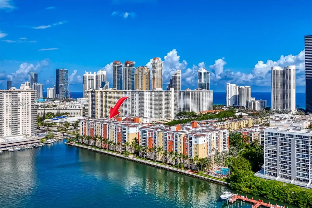 17150 Bay Rd #2301 Sunny Isles Beach, FL 33160