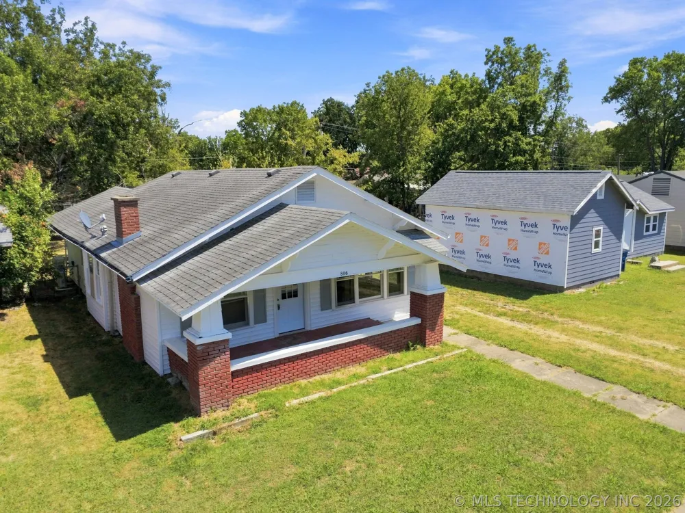 806 S Price Street Hominy, OK 74035