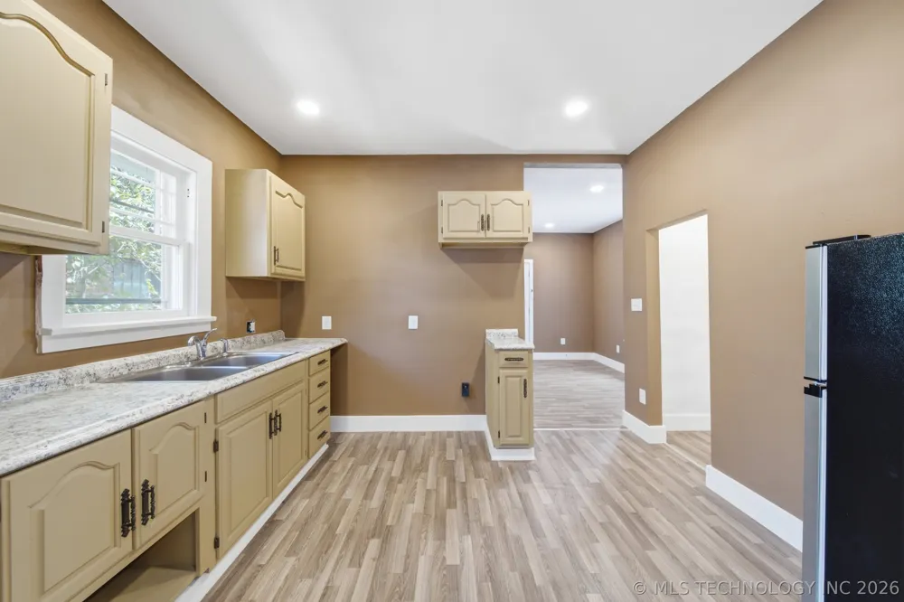 806 S Price Street Hominy, OK 74035