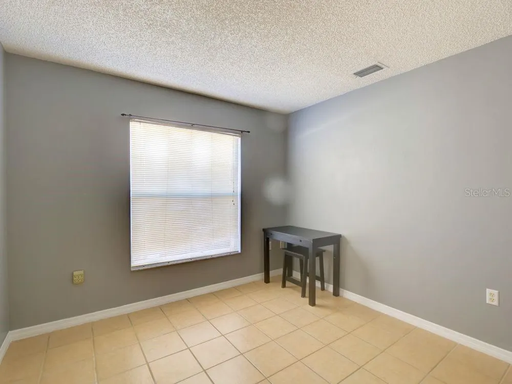 1012 VISTA PALMA WAY Orlando, FL 32825