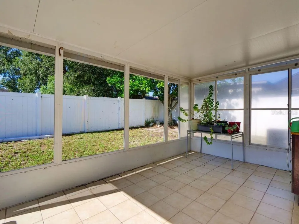 1012 VISTA PALMA WAY Orlando, FL 32825