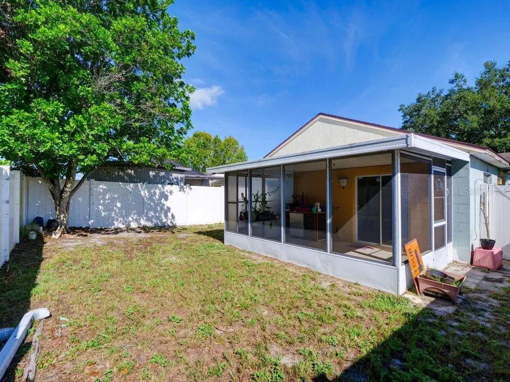1012 VISTA PALMA WAY Orlando, FL 32825