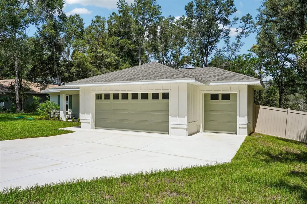 1911 W GOLFCART LANE Citrus Springs, FL 34434