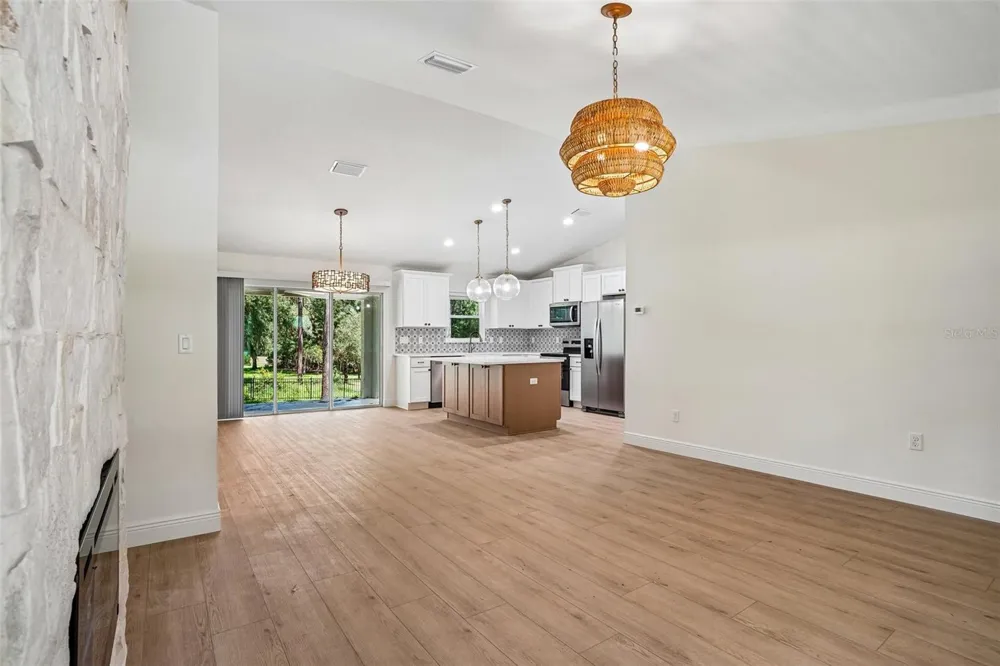1911 W GOLFCART LANE Citrus Springs, FL 34434