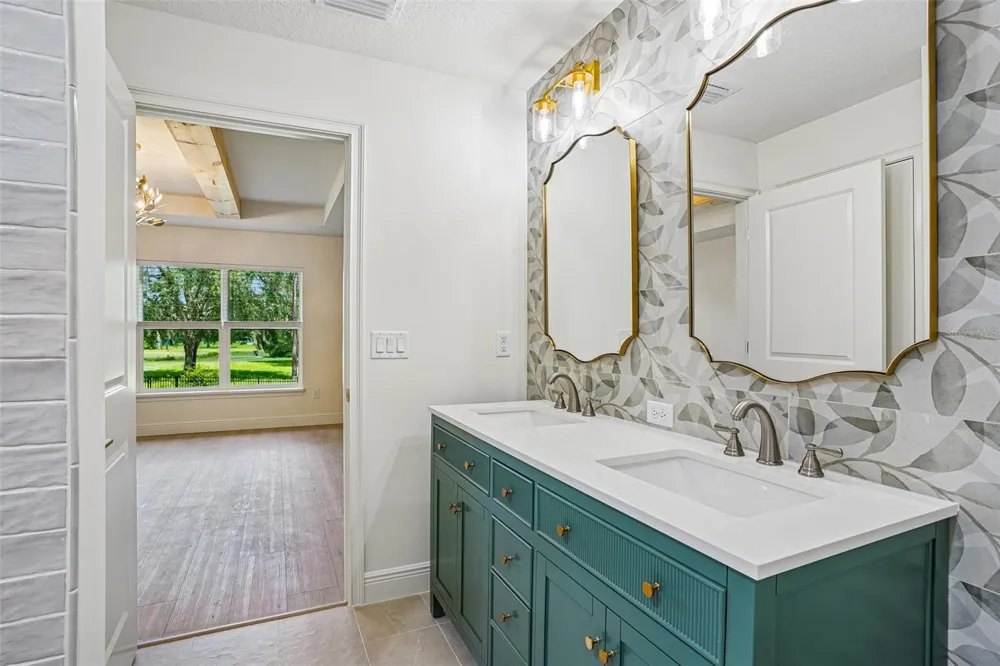 1911 W GOLFCART LANE Citrus Springs, FL 34434