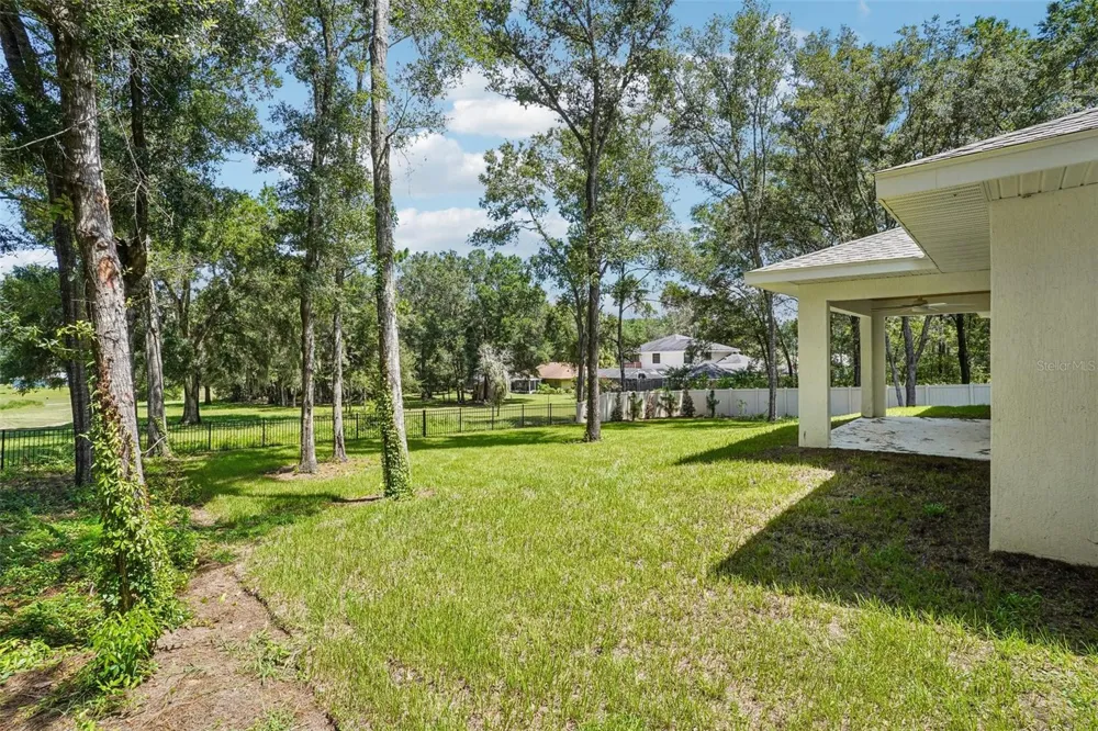 1911 W GOLFCART LANE Citrus Springs, FL 34434
