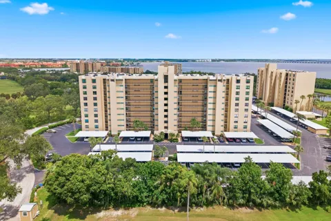 2621 COVE CAY DRIVE #203