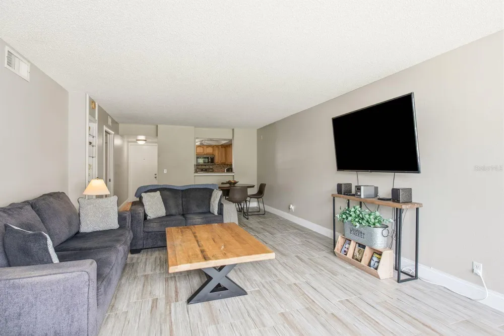 2621 COVE CAY DRIVE #203 Clearwater, FL 33760