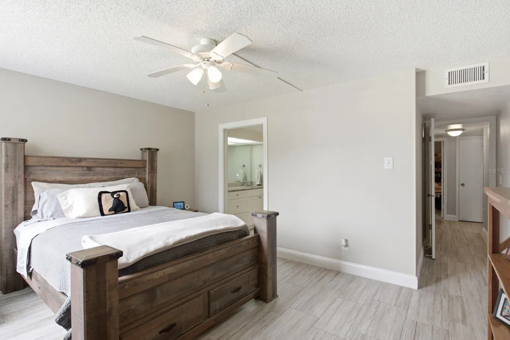 2621 COVE CAY DRIVE #203 Clearwater, FL 33760