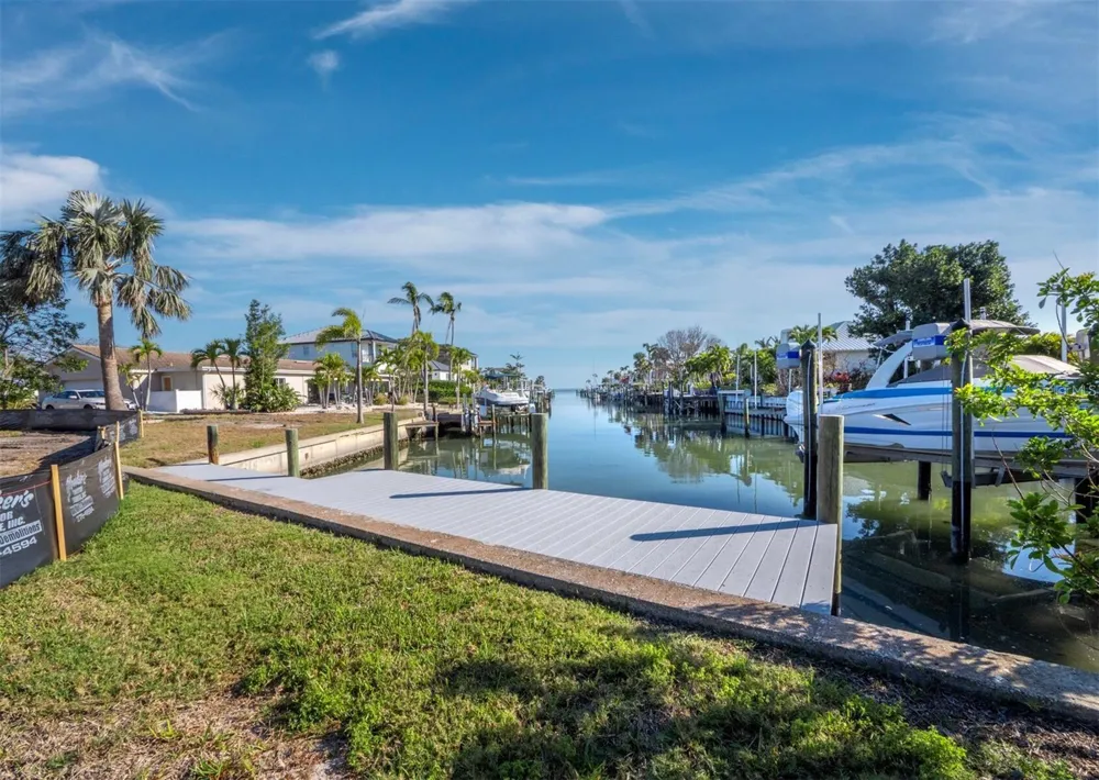 500 OUTRIGGER LANE Longboat Key, FL 34228