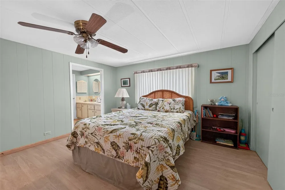 13 S MARINA PLAZA Englewood, FL 34223