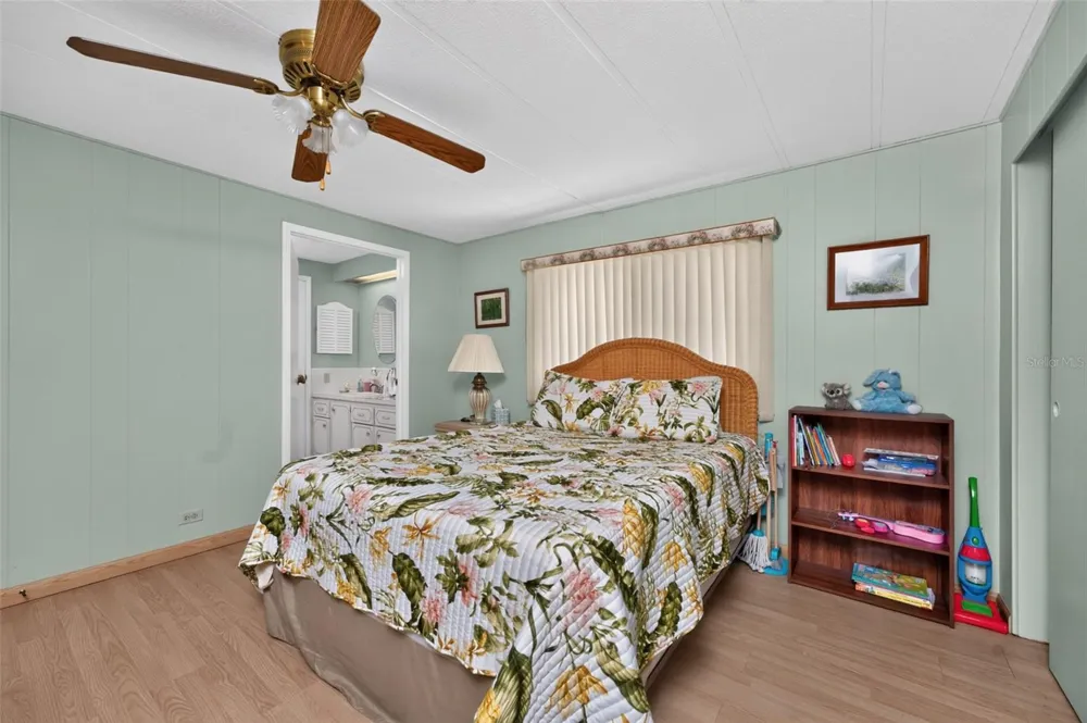13 S MARINA PLAZA Englewood, FL 34223
