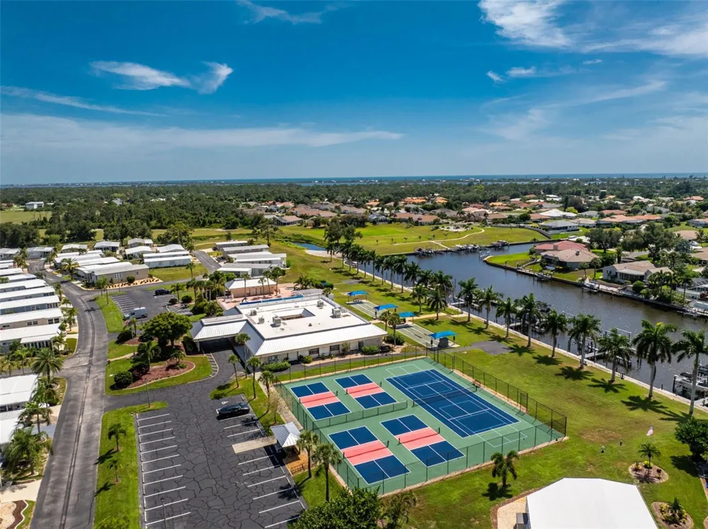 13 S MARINA PLAZA Englewood, FL 34223