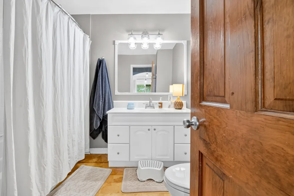 5919 Mount Vernon Avenue Portage City, MI 49024