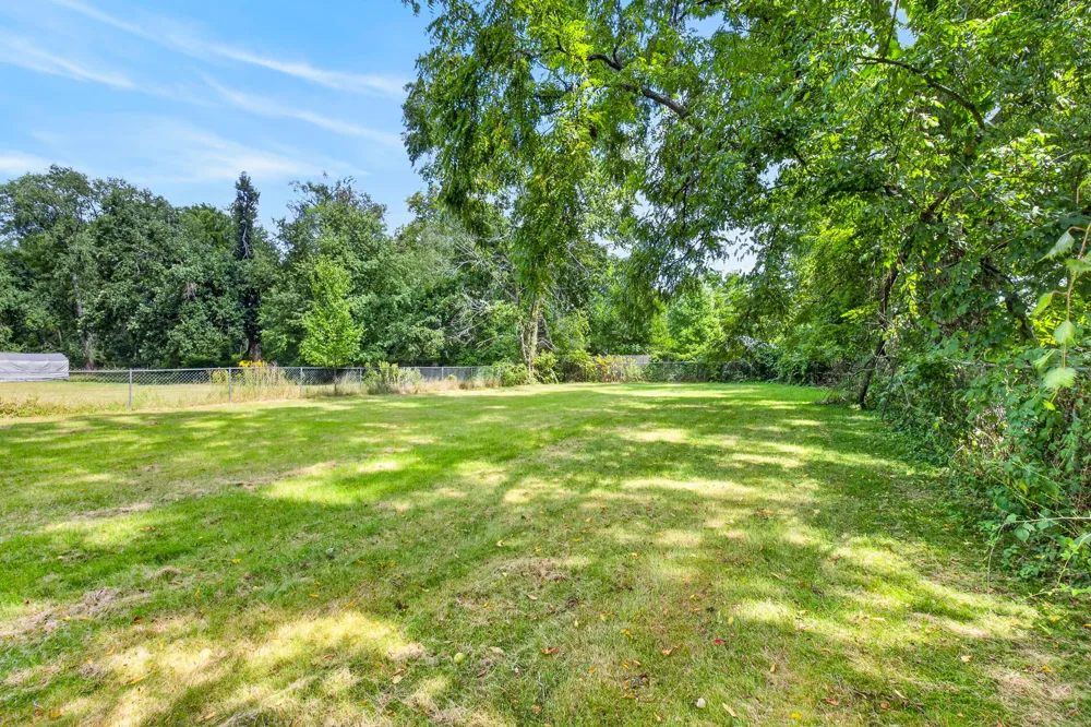 5919 Mount Vernon Avenue Portage City, MI 49024