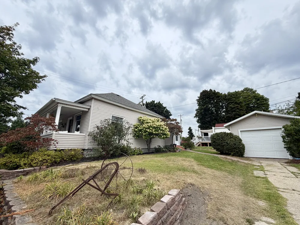 404 W Court Street Ludington City, MI 49431
