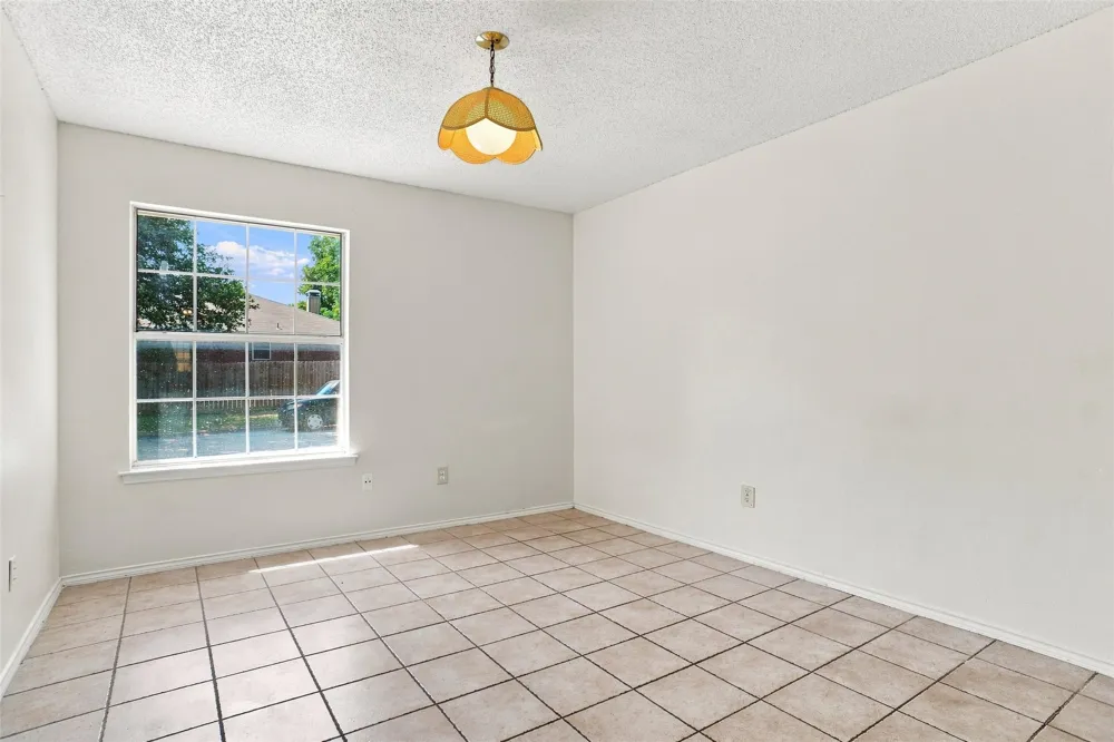 1001 Flower Drive Arlington, TX 76017