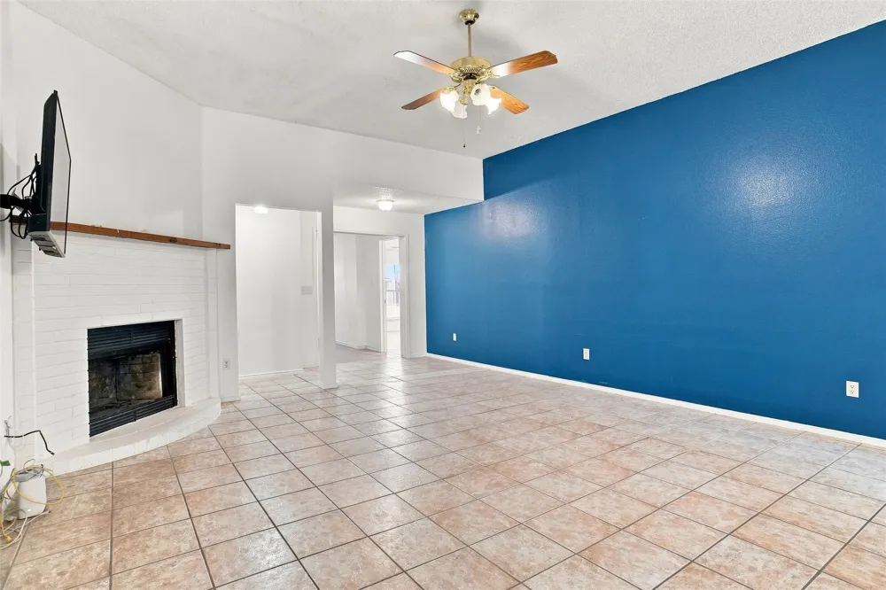 1001 Flower Drive Arlington, TX 76017