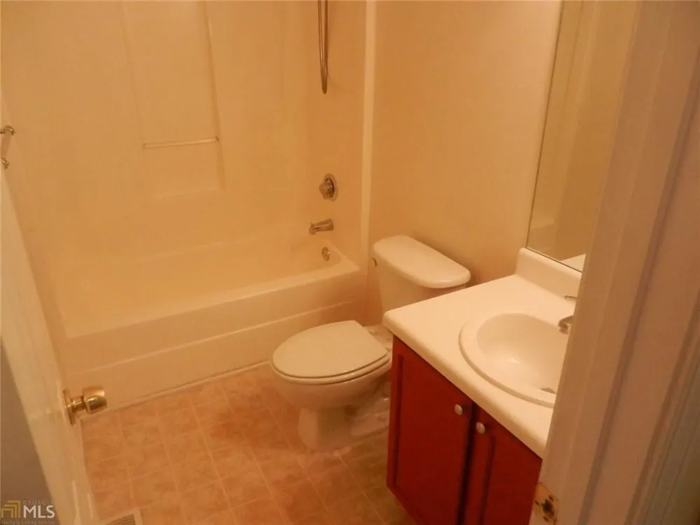 2506 Kris Crossing Ellenwood, GA 30294