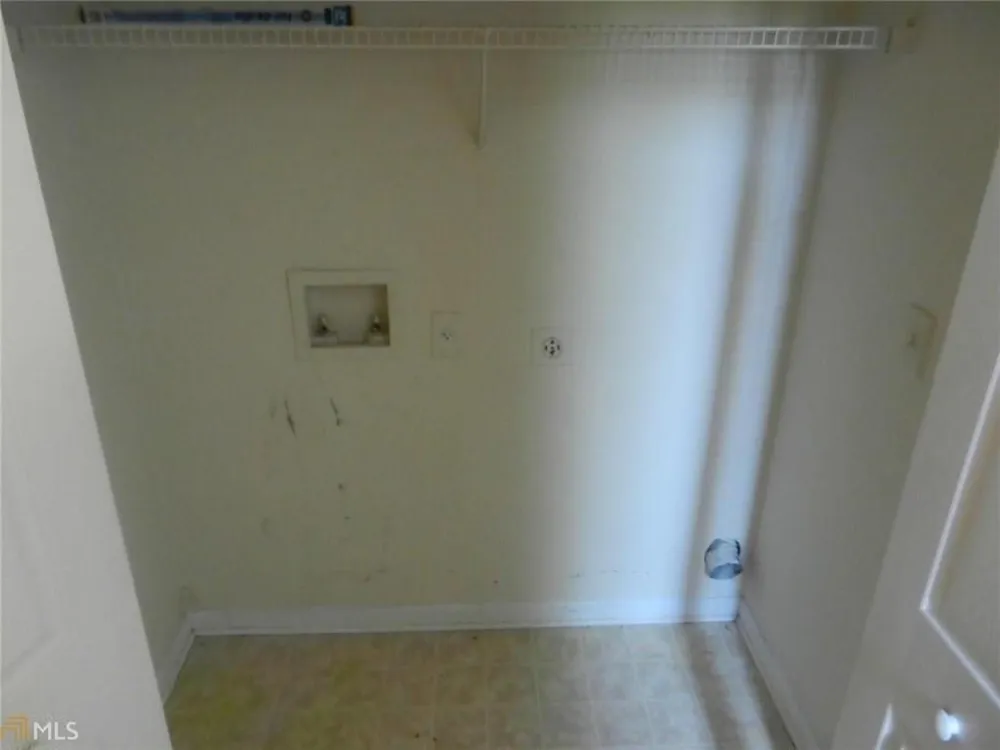 2506 Kris Crossing Ellenwood, GA 30294