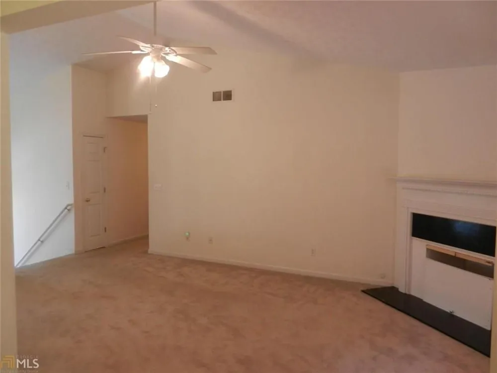 2506 Kris Crossing Ellenwood, GA 30294