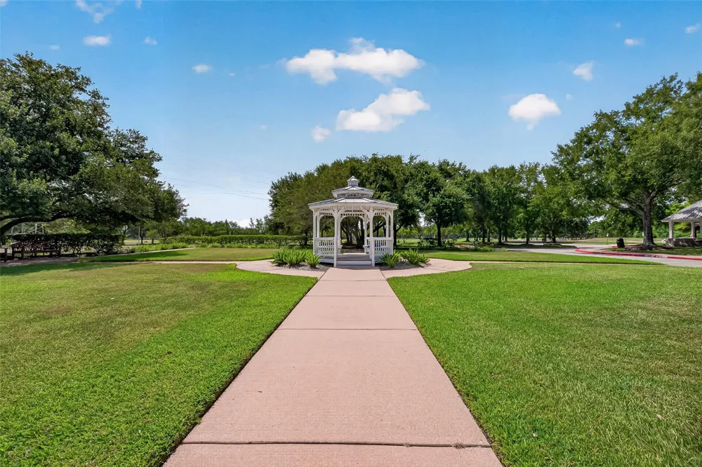 20818 Rose Crossing Lane Spring, TX 77379