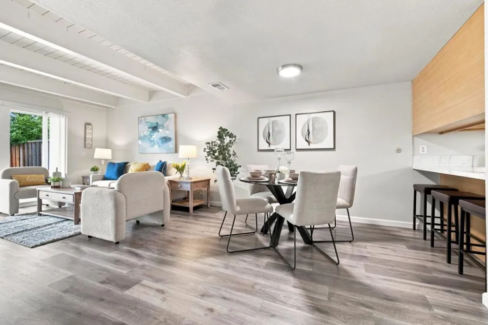 10459 Mary Avenue Cupertino, CA 95014