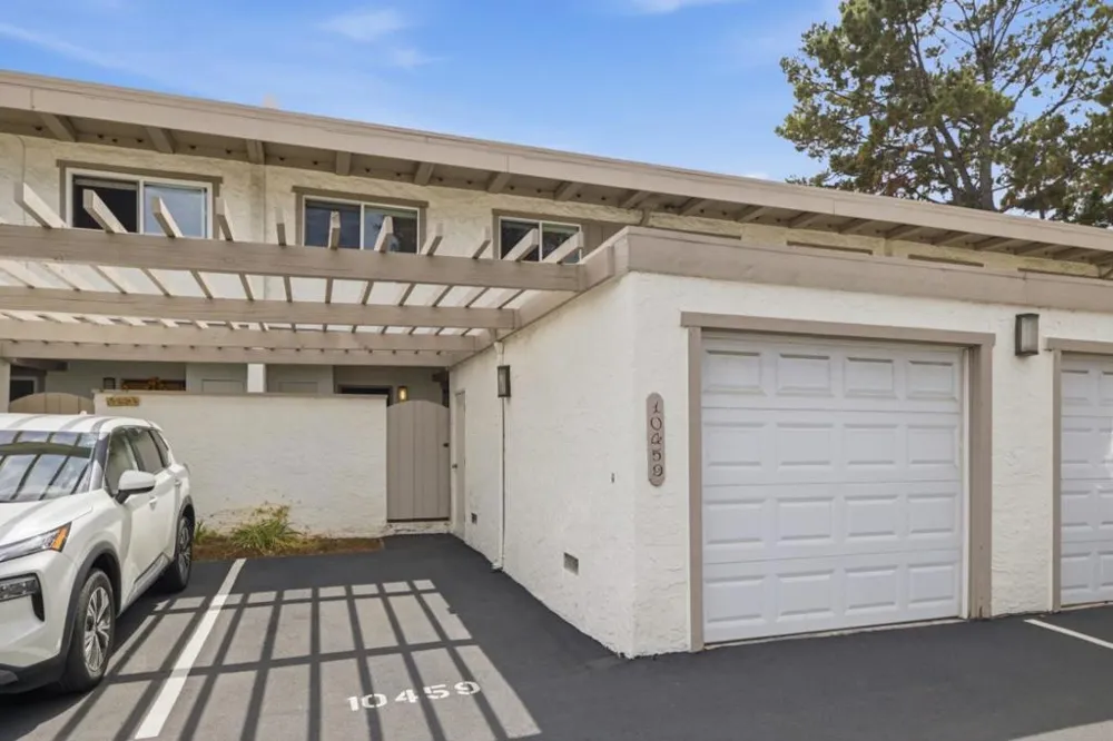 10459 Mary Avenue Cupertino, CA 95014