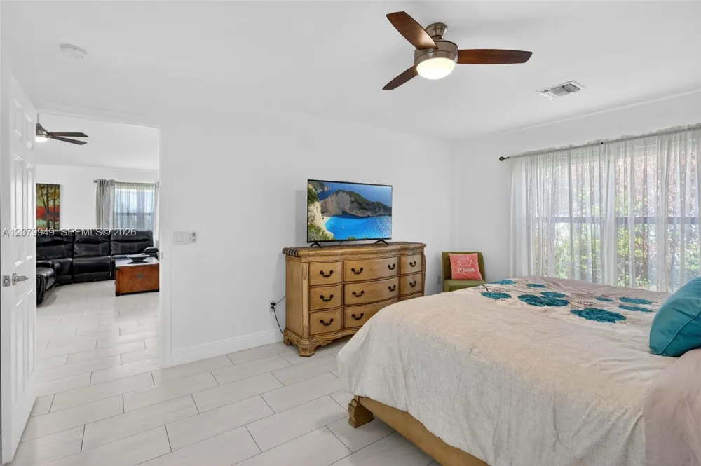 12 Barcelona Ln Port St. Lucie, FL 34952