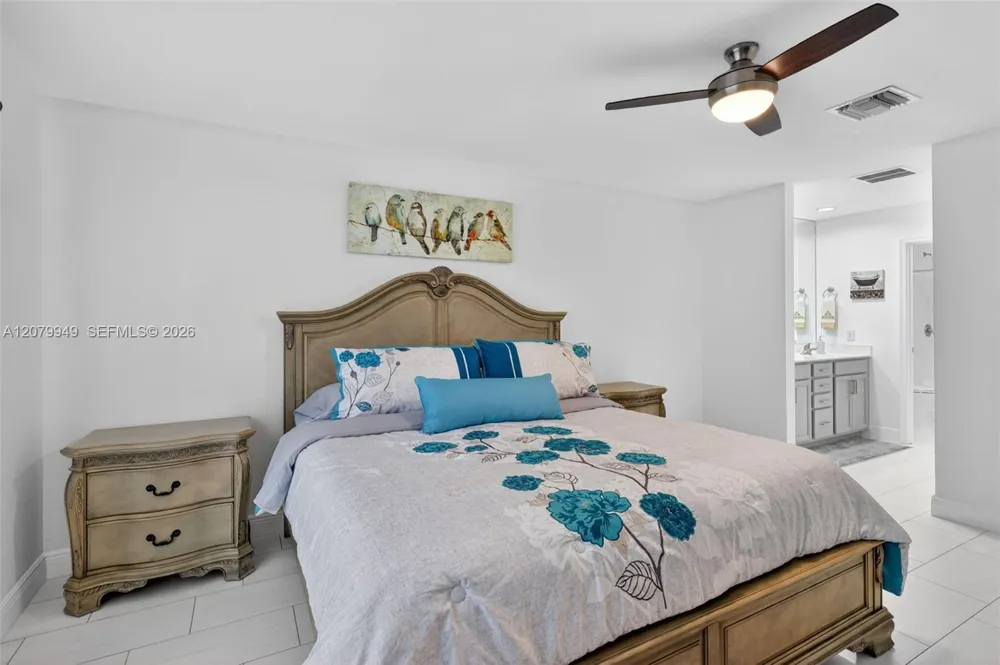 12 Barcelona Ln Port St. Lucie, FL 34952
