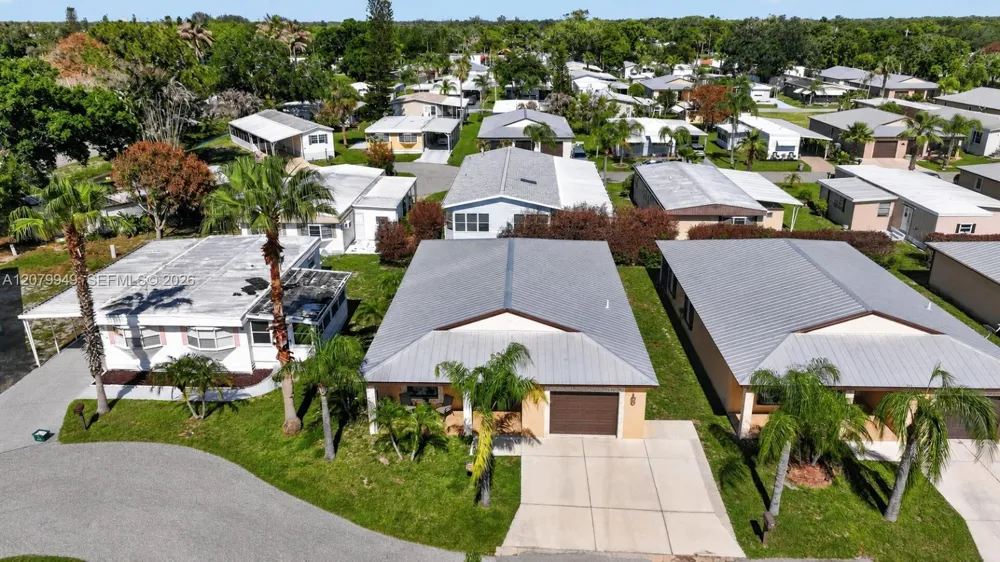 12 Barcelona Ln Port St. Lucie, FL 34952