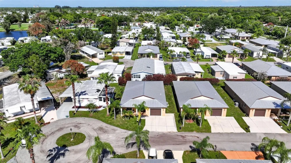 12 Barcelona Ln Port St. Lucie, FL 34952