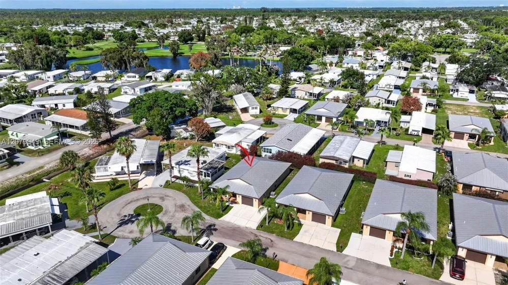 12 Barcelona Ln Port St. Lucie, FL 34952