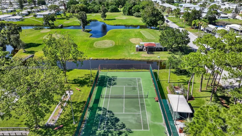 12 Barcelona Ln Port St. Lucie, FL 34952