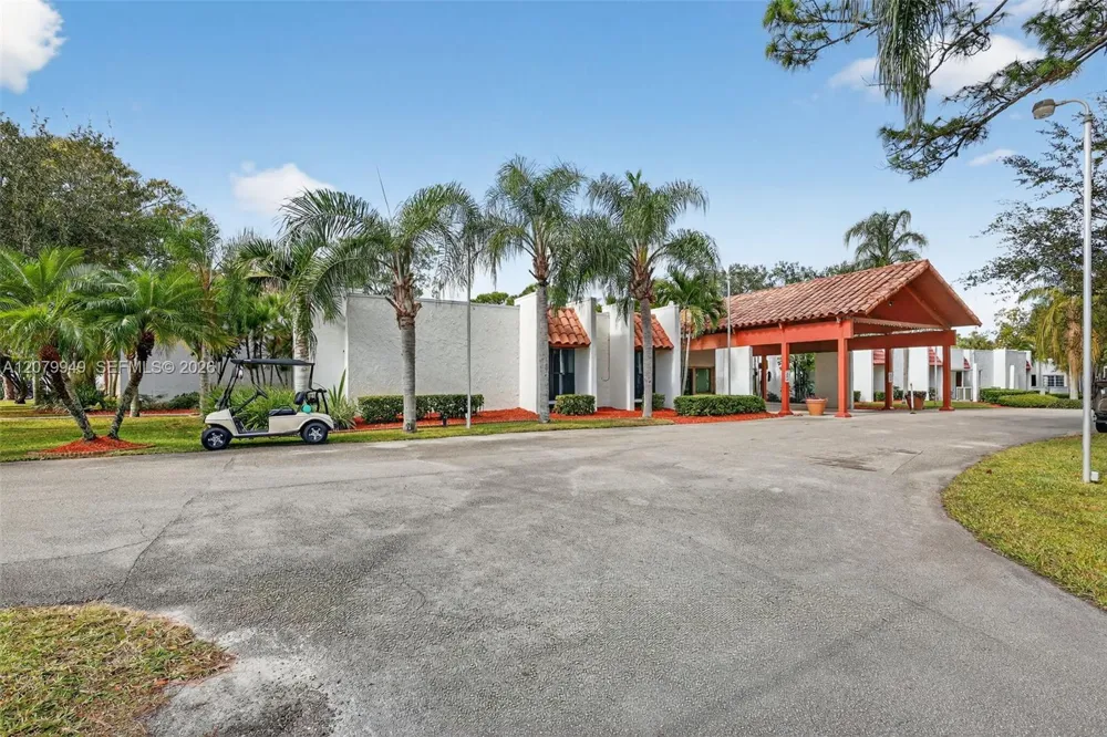 12 Barcelona Ln Port St. Lucie, FL 34952