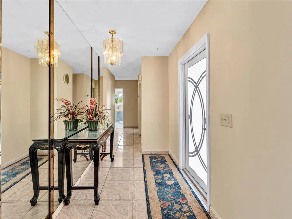 135 SW 7TH AVENUE South Bay, FL 33493