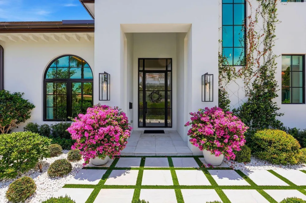 232 Linda Lane West Palm Beach, FL 33405