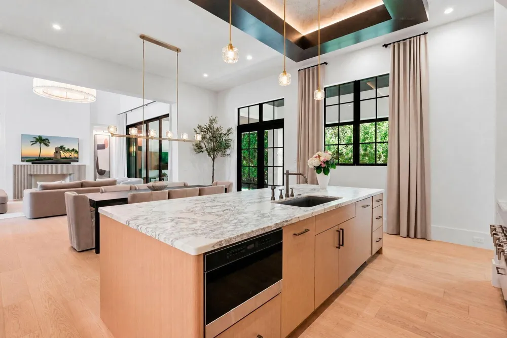 232 Linda Lane West Palm Beach, FL 33405