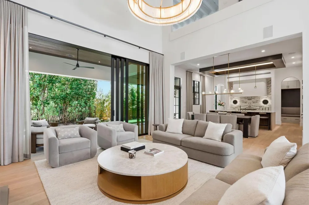 232 Linda Lane West Palm Beach, FL 33405