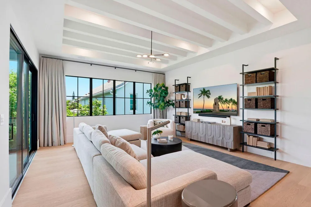 232 Linda Lane West Palm Beach, FL 33405
