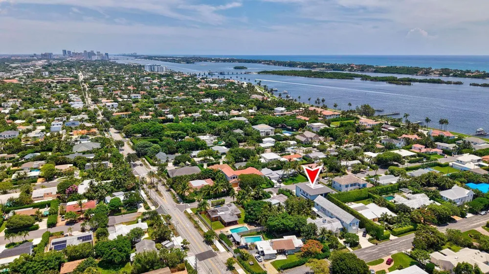 232 Linda Lane West Palm Beach, FL 33405