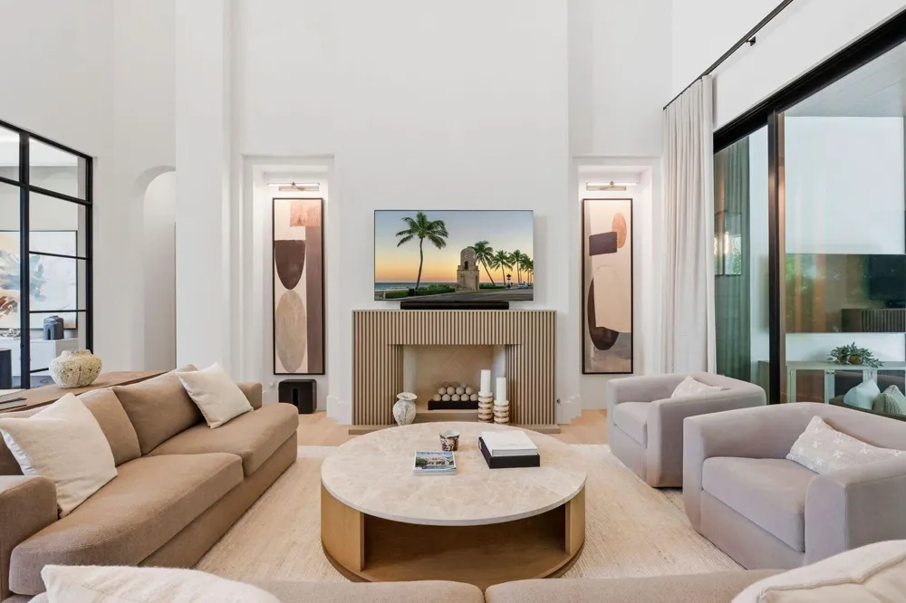 232 Linda Lane West Palm Beach, FL 33405