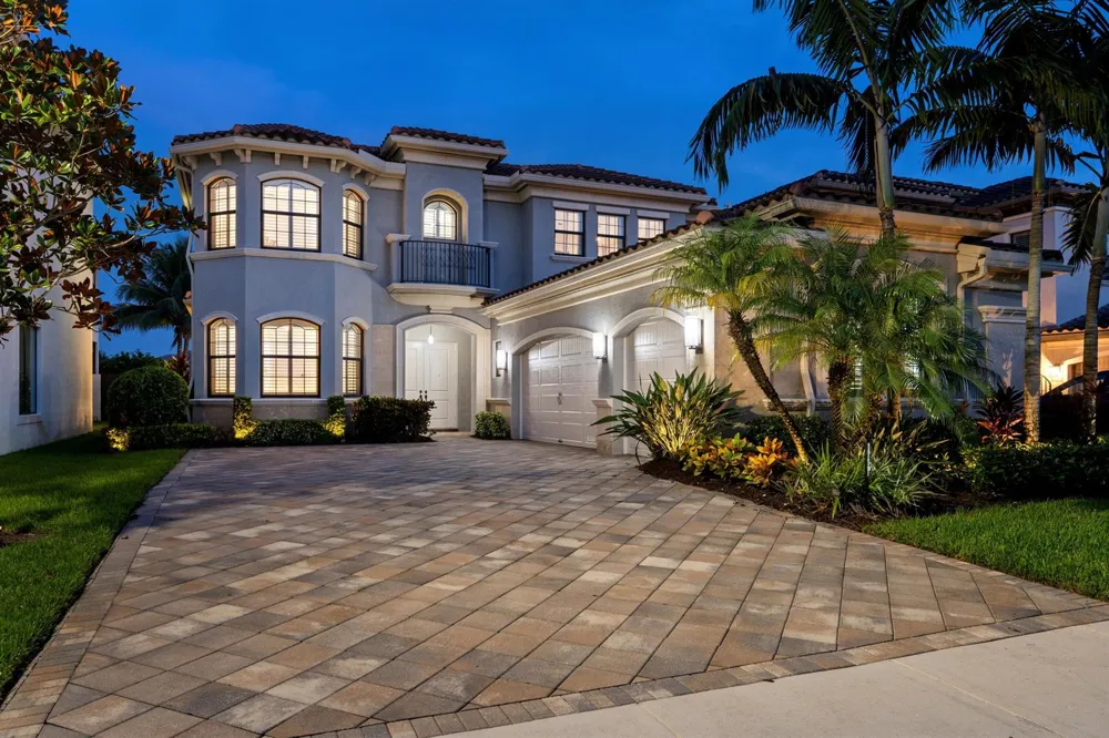 9889 Bozzano Drive Delray Beach, FL 33446