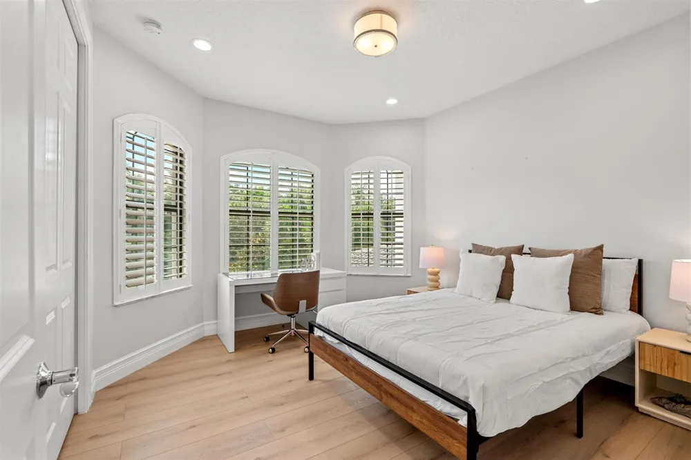 9889 Bozzano Drive Delray Beach, FL 33446