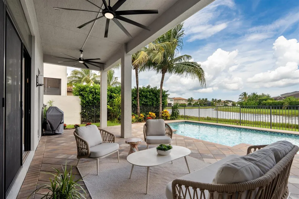 9889 Bozzano Drive Delray Beach, FL 33446