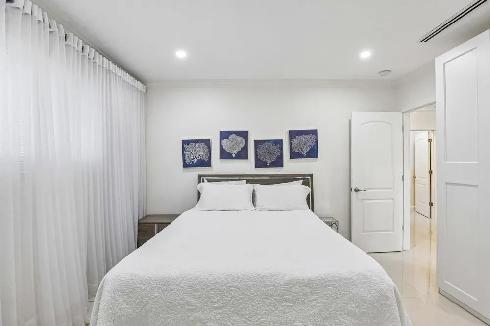 2601 NE 18TH STREET Pompano Beach, FL 33062