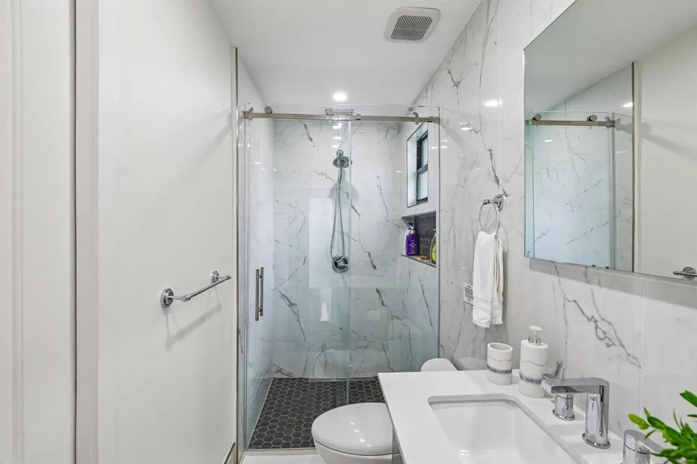 2601 NE 18TH STREET Pompano Beach, FL 33062