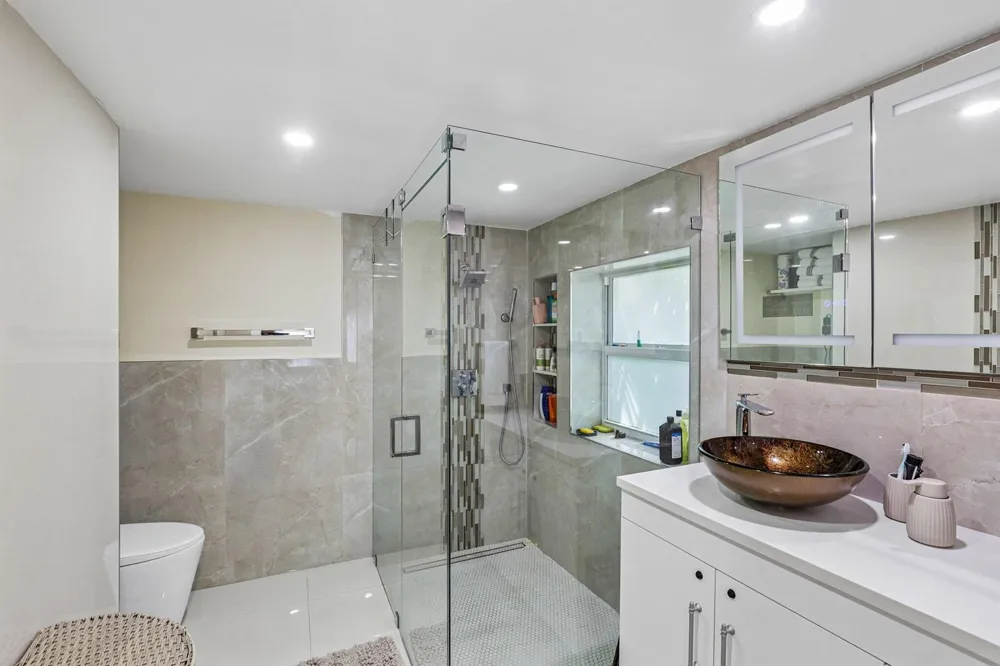 2601 NE 18TH STREET Pompano Beach, FL 33062