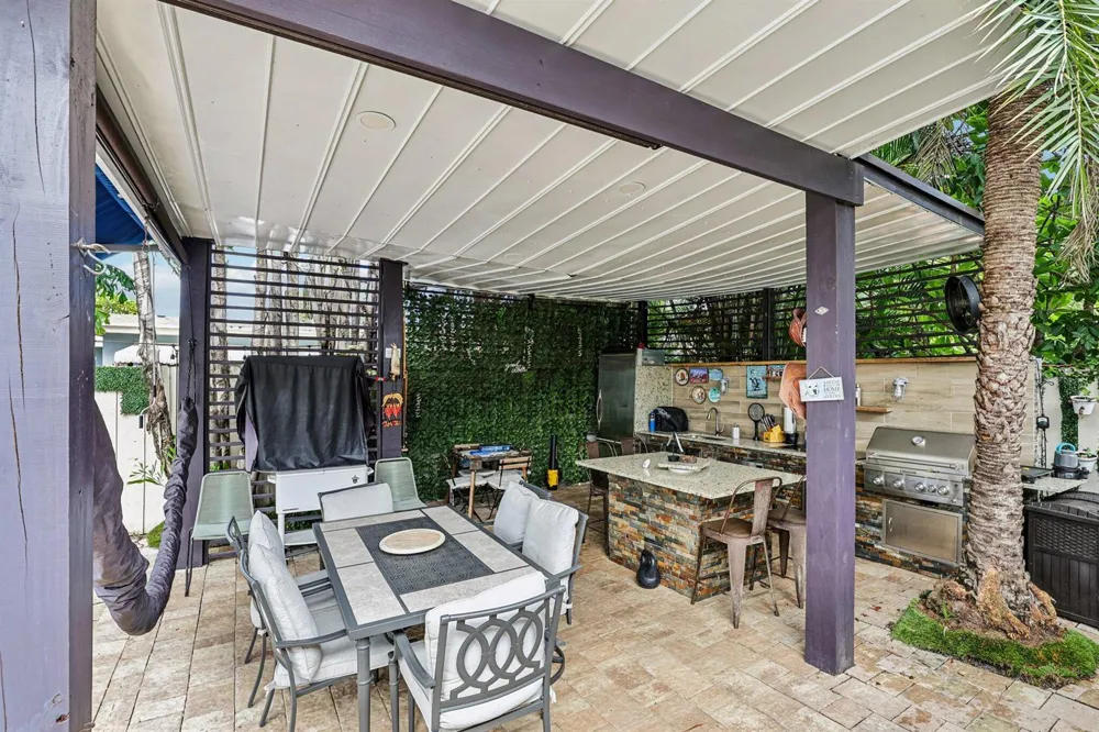 2601 NE 18TH STREET Pompano Beach, FL 33062
