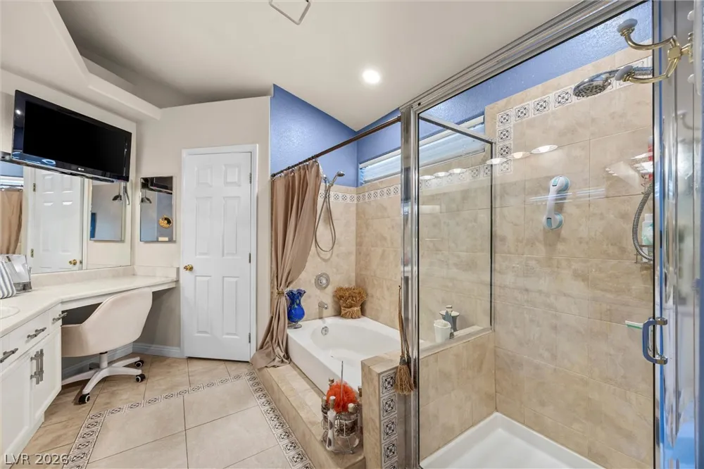 814 Manor Shores Road Henderson, NV 89002
